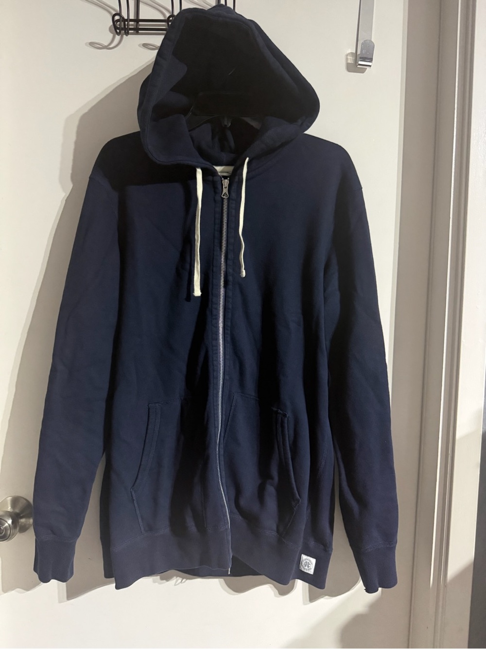 GUC Men’s Reigning Champ Navy Blue Zipper Hoodie Size XL